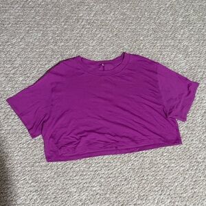 Purple cropped lululemon tee